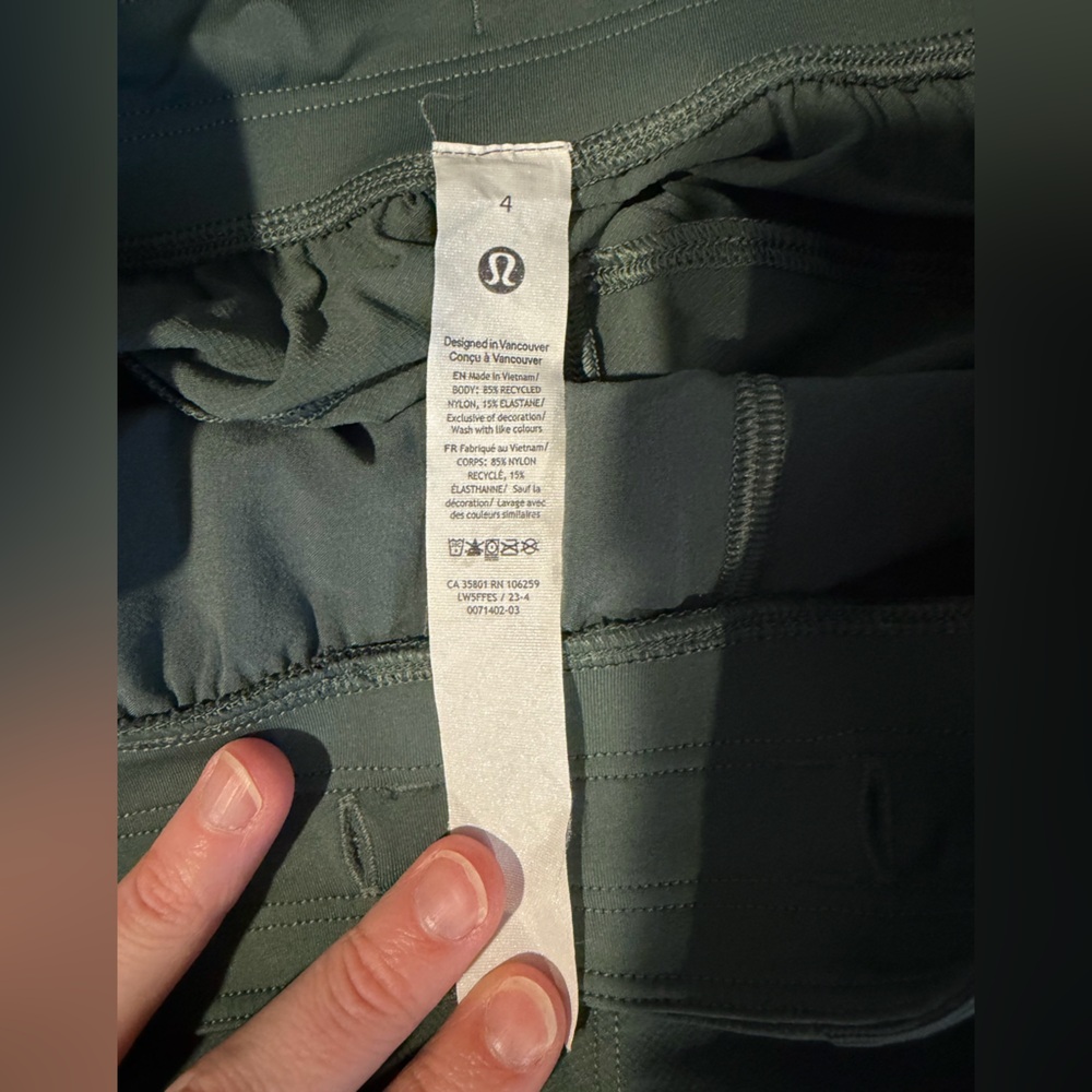 Lululemon joggers - Picture 4 of 7